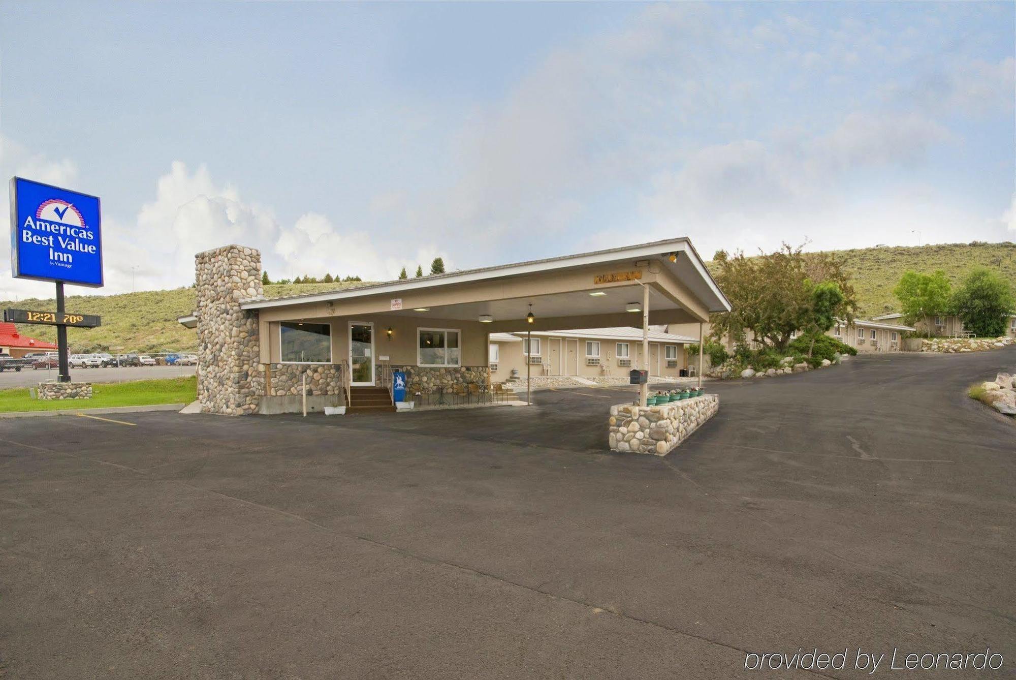 A Wyoming Inn Cody Exterior photo